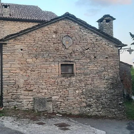 Antiqua 3*